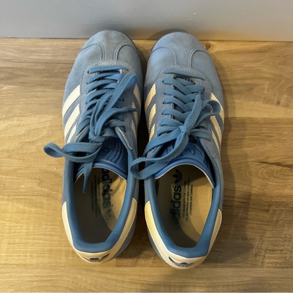 Adidas Gazelle Men's Blue and White Sneakers - Picture 3 of 6